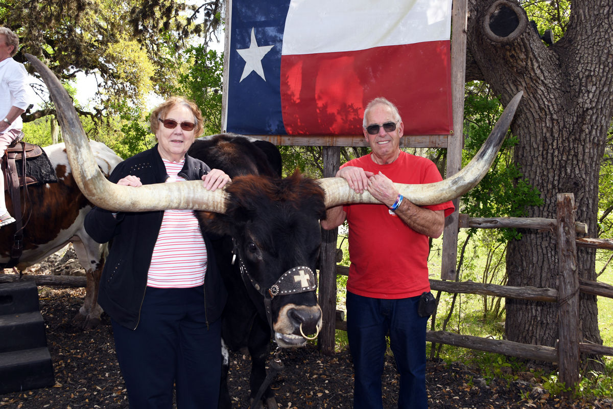 232 Karen and Dave Peters at Knibbe Ranch.JPG